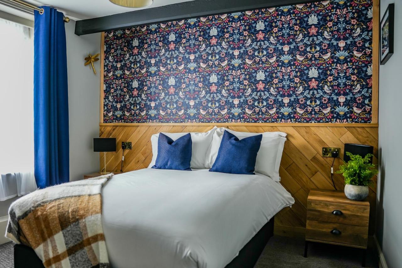 The Old Mill Hotel ซอลส์บรี ภายนอก รูปภาพ